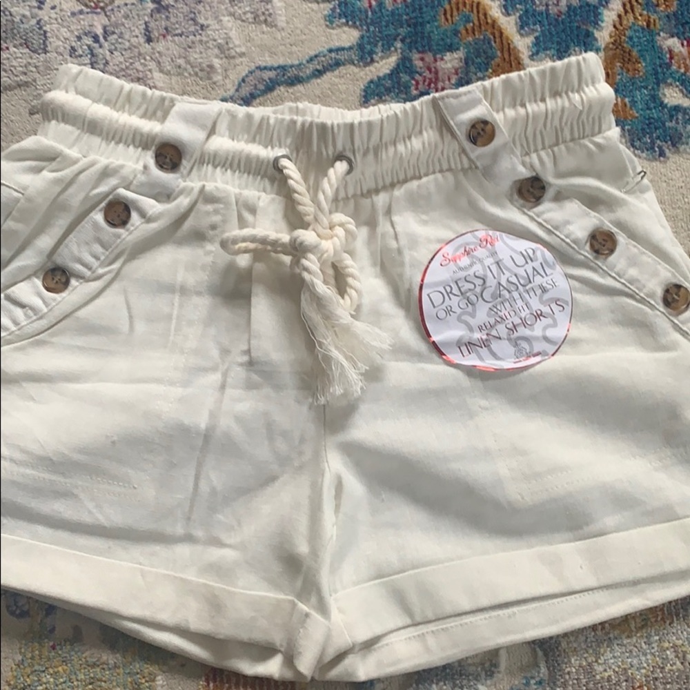 Shorts - Picture 2 of 5